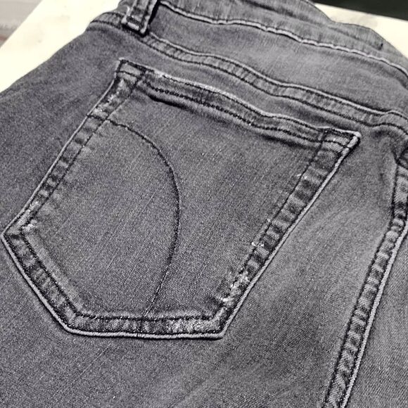 Joe's Jeans Eden Ankle Jeans Distressed Raw Hem Gray Black Wash Sz 31 Mid Rise - Picture 9 of 10